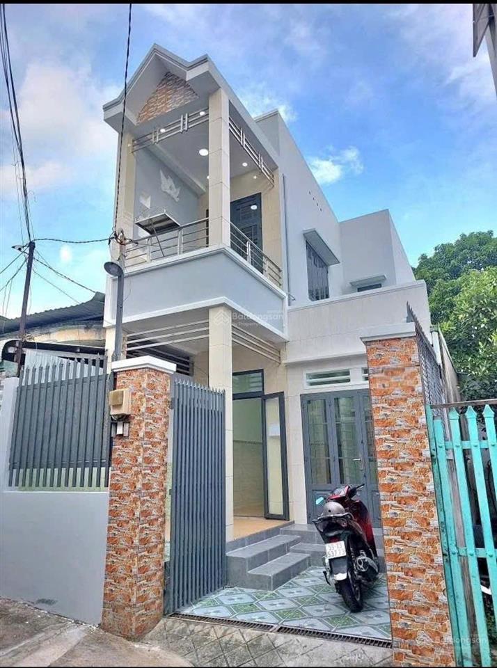 Nhà 2 tầng ngay trung tâm thủ đức  đặng văn bi  100m2  hxh   0938 325 ***