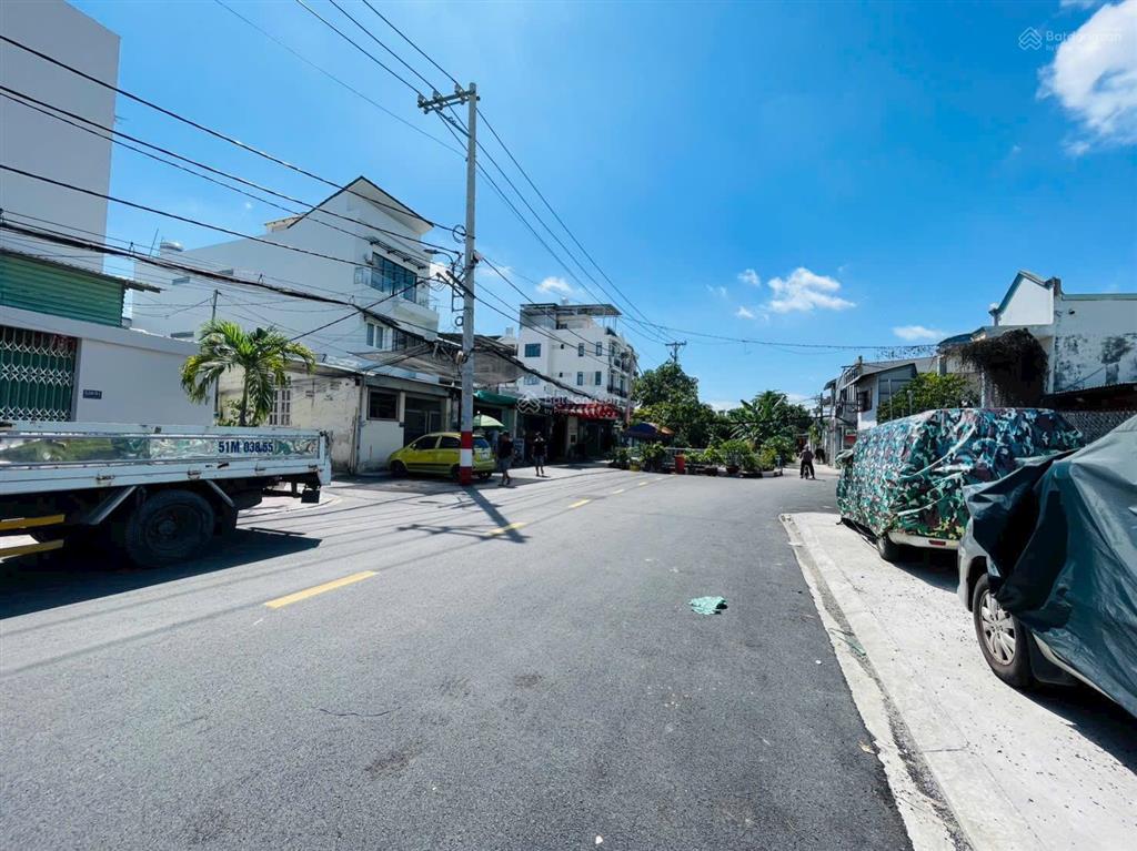 Bán đất mặt tiền đường rộng 16m vỉa hè rộng lên đến 20m  520 ql13  thủ đức   0938 325 ***