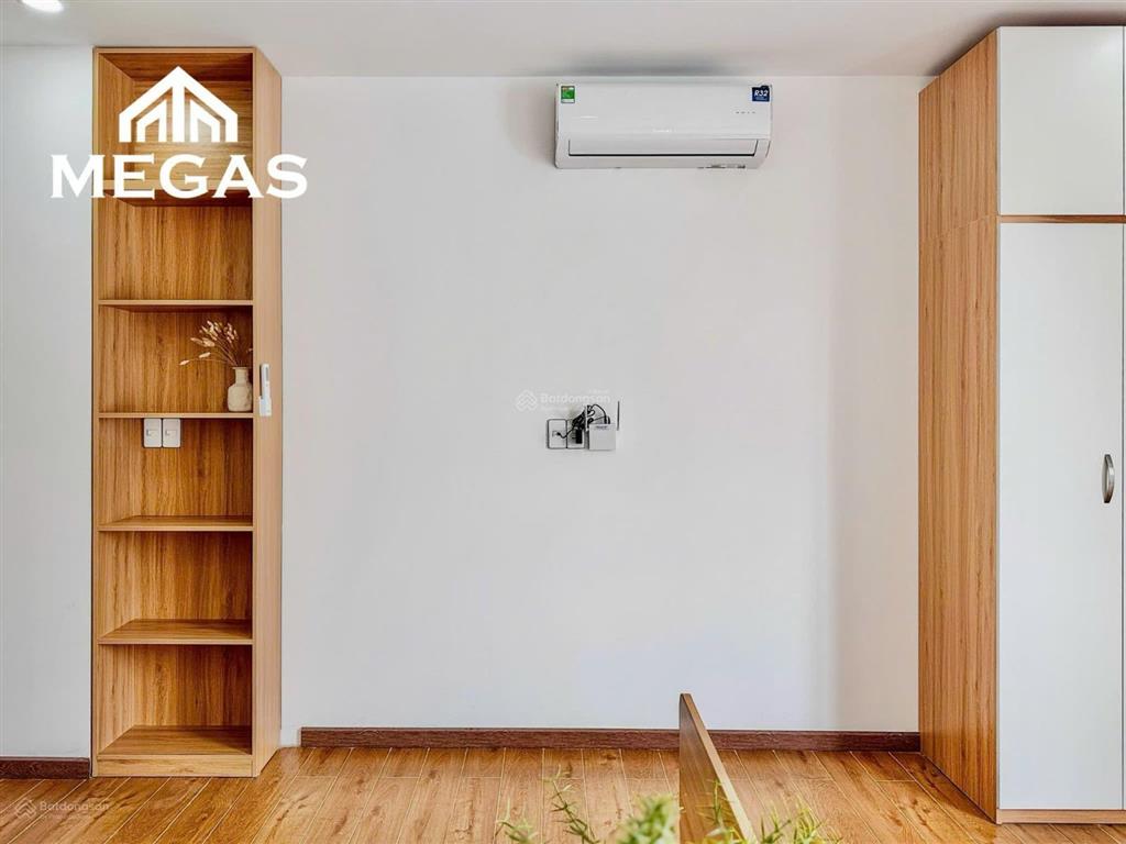 Tòa nhà 5 tầng ngay trung tâm q9  gần lê văn việt  239m2  28p thuê kín   0938 325 ***