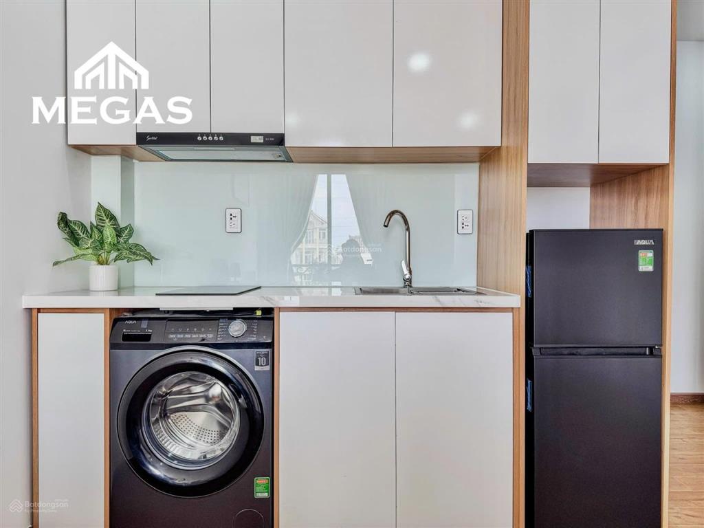 Tòa nhà 5 tầng ngay trung tâm q9  gần lê văn việt  239m2  28p thuê kín   0938 325 ***