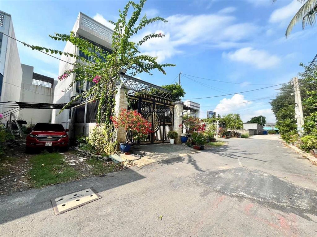 Chỉ (5 tỷ 550) có ngay lô đất 107m2
đất kdc hiệp bình phước cách ql13 chỉ 50m
