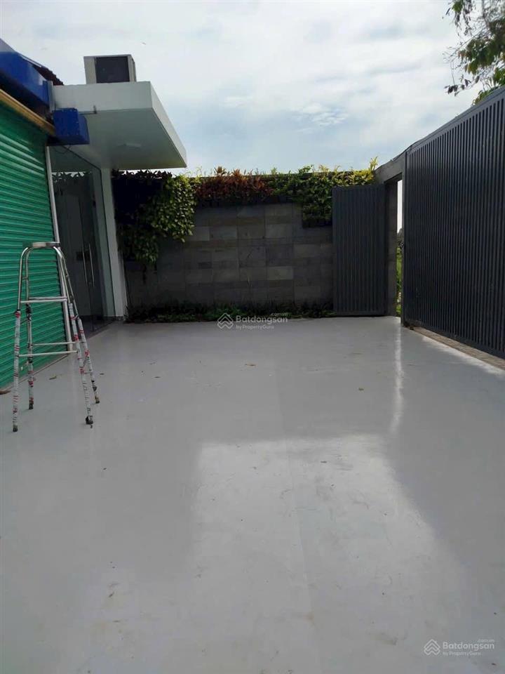 Cho thuê nhà + kho hiệp bình phước  thủ đức. dt 286m2 ngang 11m