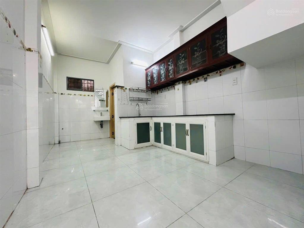 Bán gấp nhà đường số 4  hiệp bình phước  sát bên khu dân cư sông đà  giá chỉ 3,75 tỷ tl