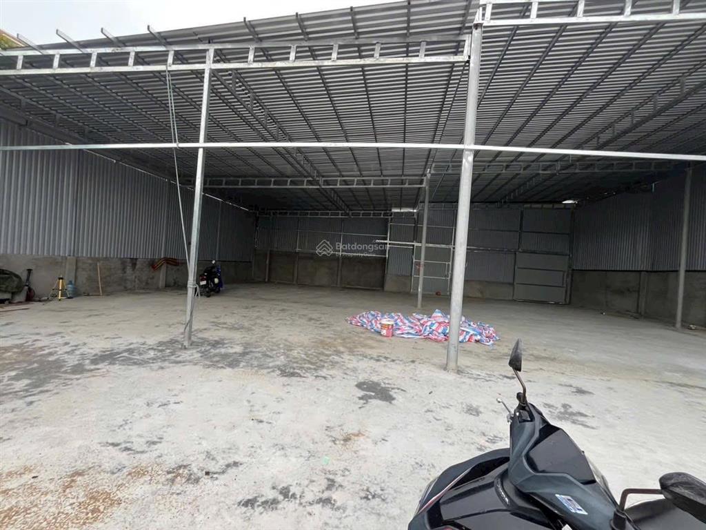 Giá thuê 25 tr/tháng  cho thuê kho 650m2 đường cây keo, tam phú, thủ đức.