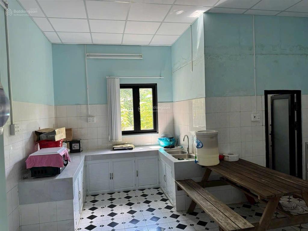 Cho thuê nhà đất diện tích lớn 3.000m2  mặt tiền đường số 11, phường trường thọ
