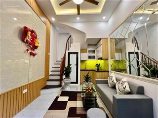 Bán nhà phố minh khai  hbt, nhà đẹp full nội thất, sổ nở hậu, giá 6.3 tỷ