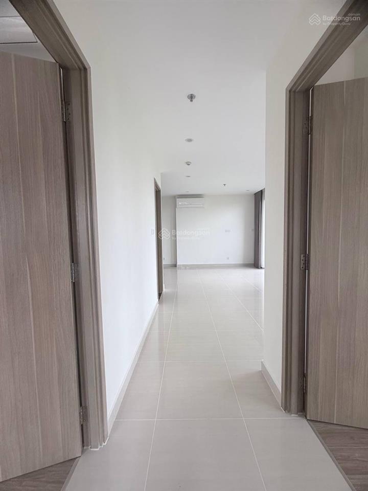 Bán lỗ góc 2pn + 69m2 chỉ 2 tỷ 990 vinhomes grand park giá tốt
