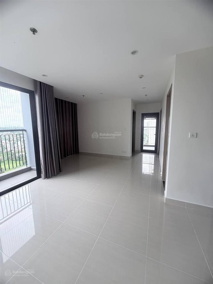 Bán lỗ góc 2pn + 69m2 chỉ 2 tỷ 990 vinhomes grand park giá tốt