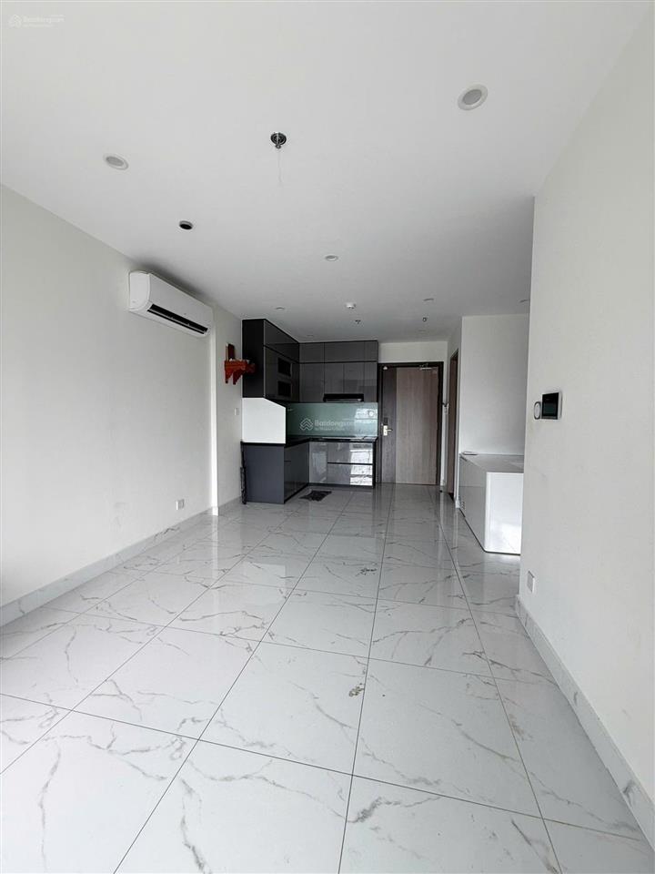 Bán lõi 1pn + solari vinhomes grand park có sổ