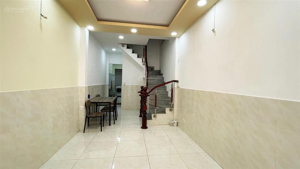 Hẻm vip nam kỳ khởi nghĩa, p8 quận 3  3x11m  nở hậu (cn 30m) 2 tầng  2pn  dòng tiền thuê 12tr