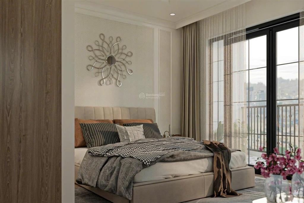 Nguyễn thị minh khai quận 3  4x9m  hẻm oto 1 căn nhà  3 tầng  3pn full nội thất