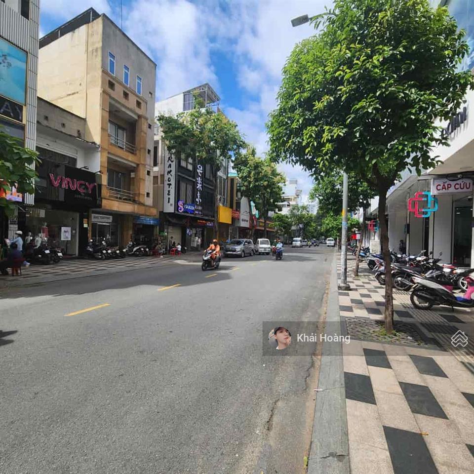 Bán nhà góc 2 mặt tiền nguyễn trãi, p. nct, quận 1  4,5x20m  3 tầng  hđt 110tr/th  giá 35 tỷ