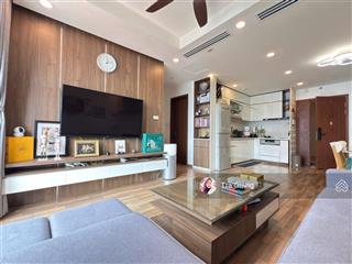 Hiếm! bán căn hà nội centerpoint 60m², 2 ngủ full nội thất, bc đông nam có slot ôtô, giá 6,9 tỷ