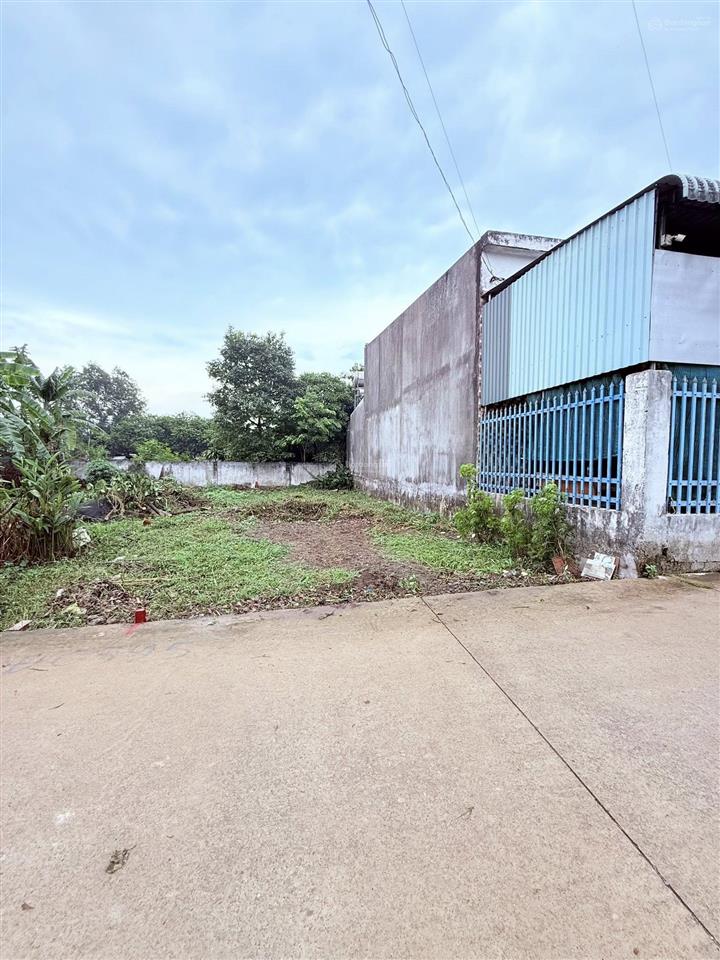 Lô đất ngay kcn trảng bàng, 160m² 800tr chủ ngộp cần ra nhanh, sổ hồng riêng