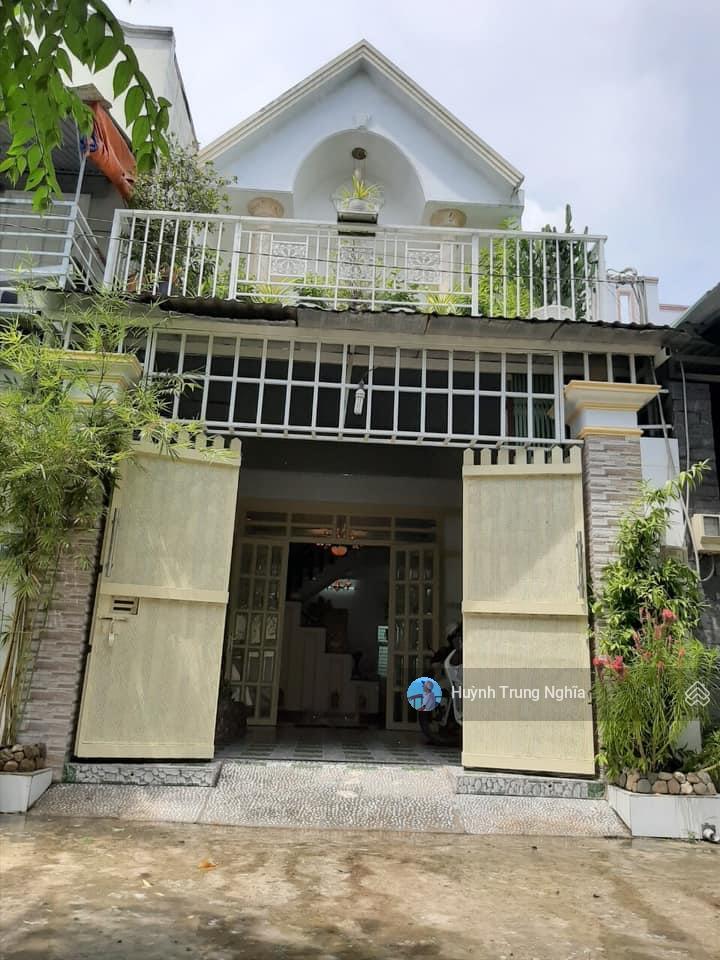 Kẹt vốn nên bán gấp căn nhà 1 trệt 1 lầu (1 tỷ 450) đường trần quang đạo xã tân thông hội, củ chi