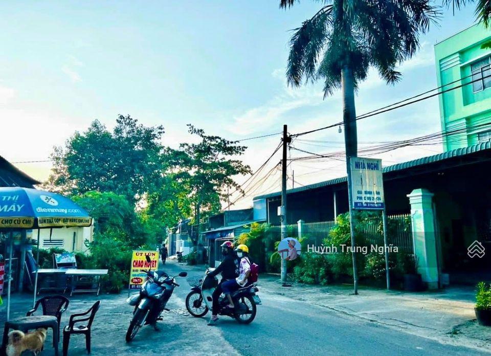Bán gấp đất shr ( dt 5x25m giá 1 tỷ 050 ) đường tỉnh lộ 2 ngay nút giao cao tốc mộc bài  củ chi