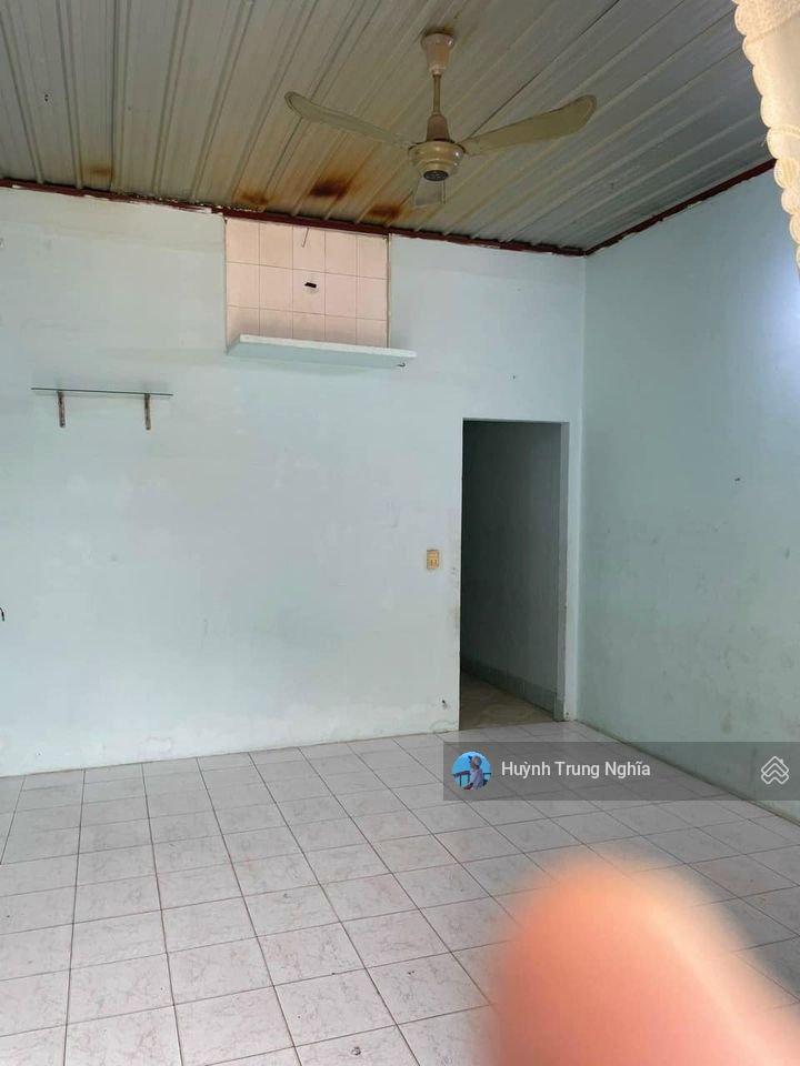 Chủ kẹt tiền bán gấp nhà cấp 4 (giá 1 tỷ 2) đường hồ văn tắng, xã tân phú trung, củ chi