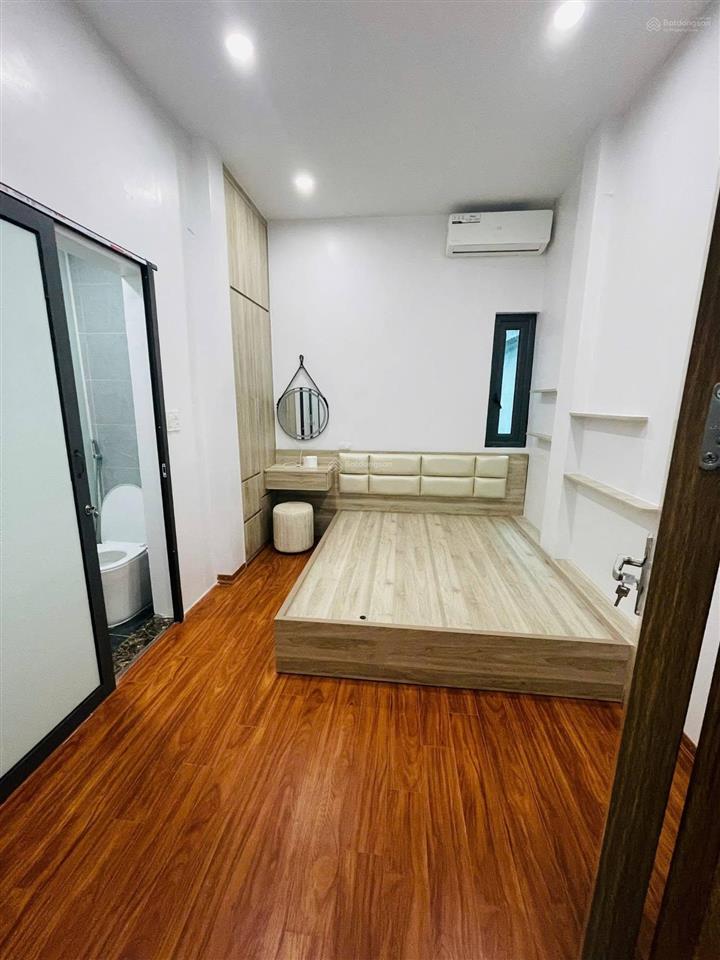 Dưới 5 tỷ sở hữu nhà 5 tầng mới tinh trung tâm đống đa ngõ tiến bộ, khâm thiên