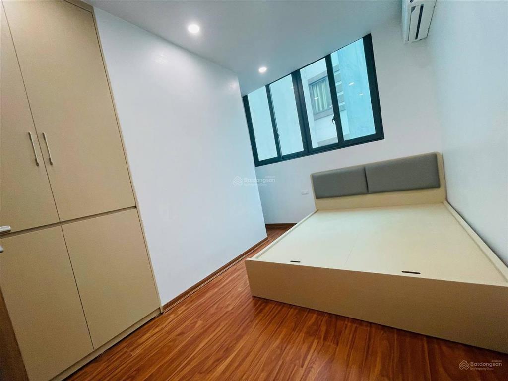 Dưới 5 tỷ sở hữu nhà 5 tầng mới tinh trung tâm đống đa ngõ tiến bộ, khâm thiên