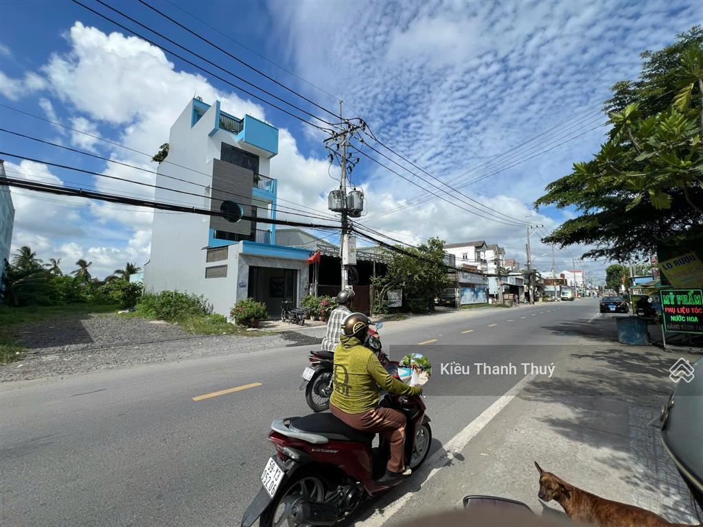 Mặt tiền đường chùa đá, trảng bàng. ngay ngân hàng agribank, dt 141m²  giá 700tr. shr