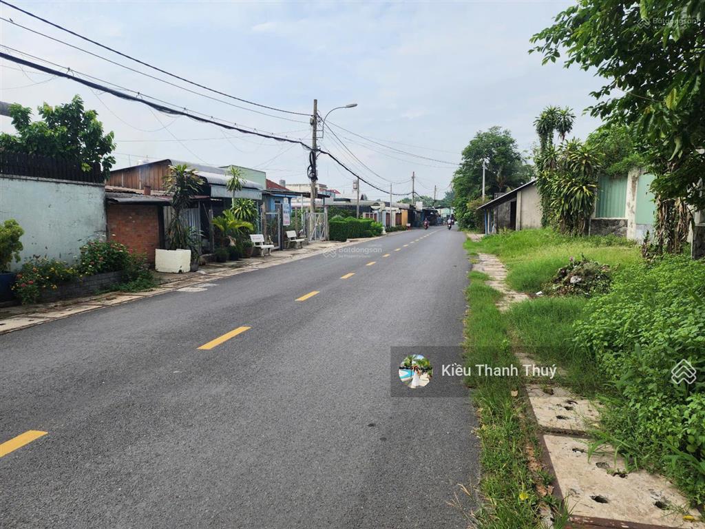 Bán gấp đất shr ( dt 200m2 giá 1 tỷ 220tr ) đ. lê minh nhựt, tân thông hội. ngay vinhomes hóc môn