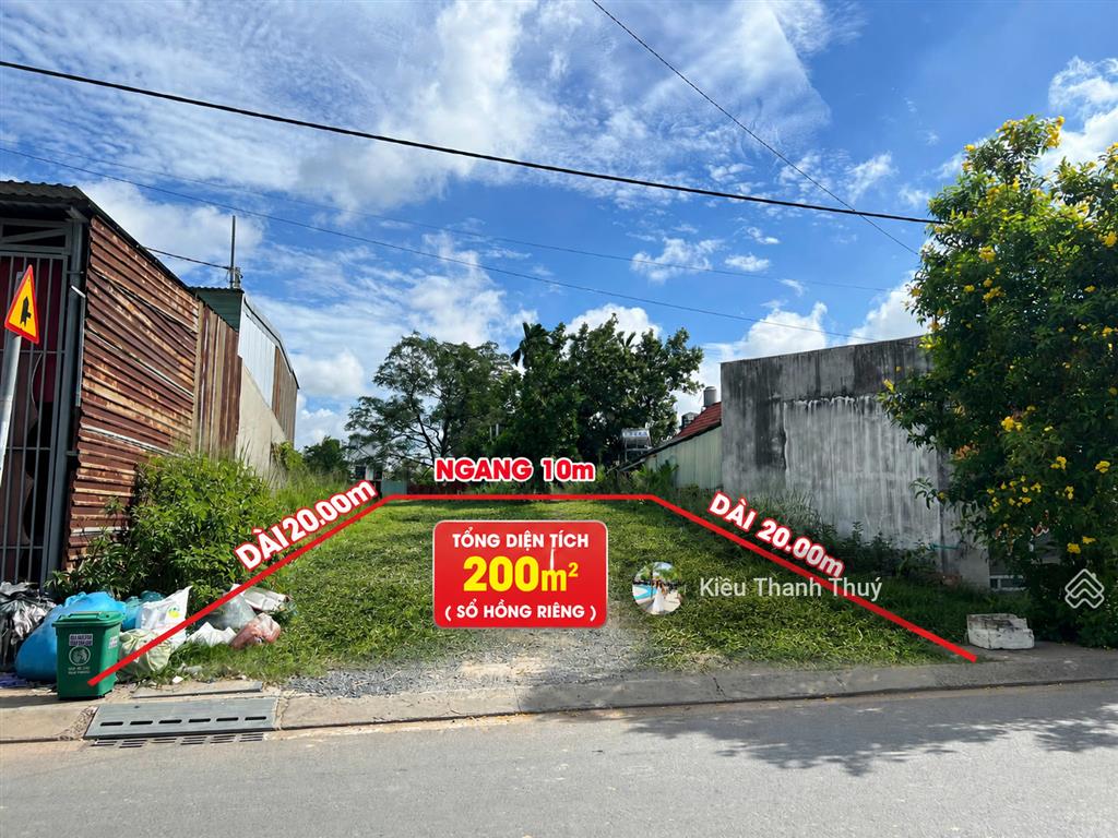 Cần bán lô đất dt 200m² full thổ ngay trung tâm thị trấn trảng bàng, giá 640 triệu, sổ riêng