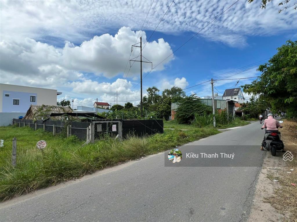 Cần bán lô đất giá 720 triệu, đ.đt 787, ngay trung tâm thị xã trảng bàng. 335m2, sổ sẵn (ngang 8m)