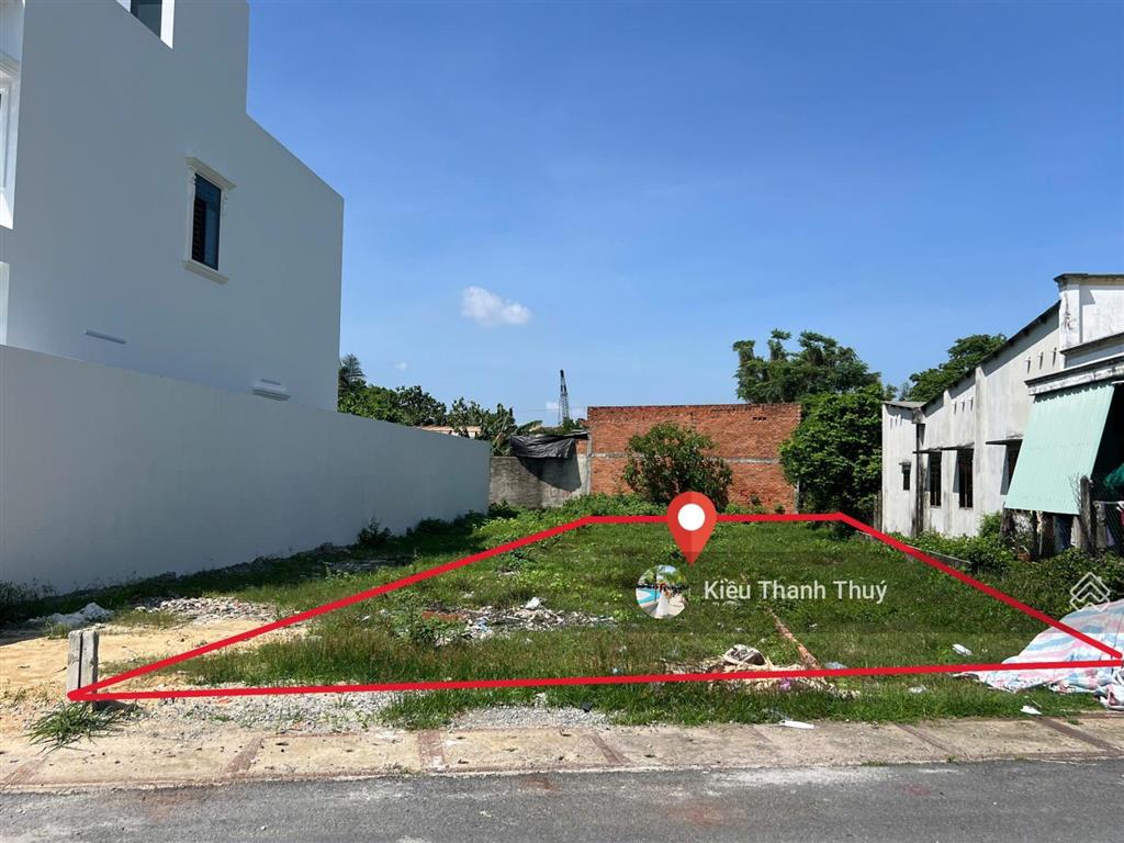 Cần tiền cho con du học bán lô đất 336m2/750tr. đ. nguyễn trọng cát gần trung tâm trảng bàng, shr