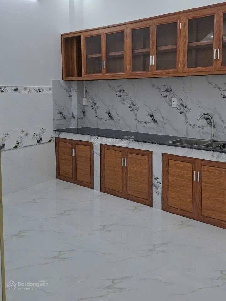 Bán nhà tại đường gia huỳnh, 5x26, chỉ 900 triệu, sổ hồng riêng