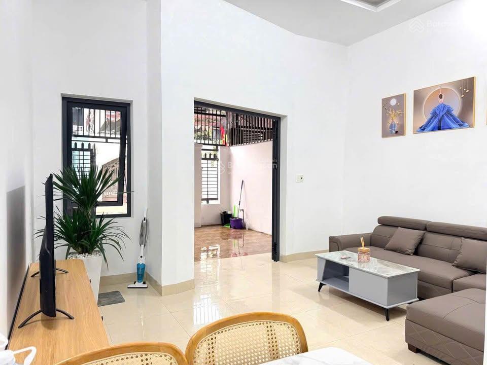 Bán nhà tại nguyễn văn rốp, 5x23= 115m2, chỉ 1,15 tỷ, sổ hồng riêng