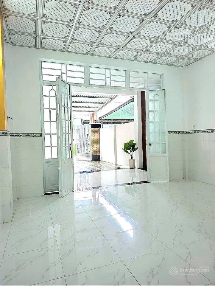 Bán nhà 6x30= 180m2 chỉ 800 triệu tại suối sâu, sổ hồng riêng