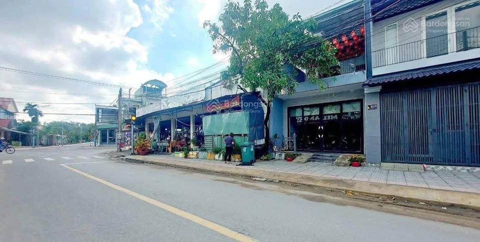 1,5 tỷ  nhà 5x20= 100m2  suối lội  sổ hồng riêng