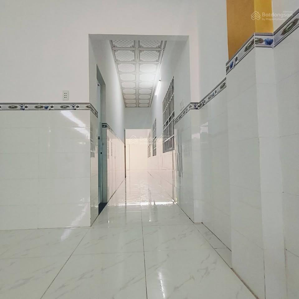 1,5 tỷ  nhà 5x20= 100m2  suối lội  sổ hồng riêng