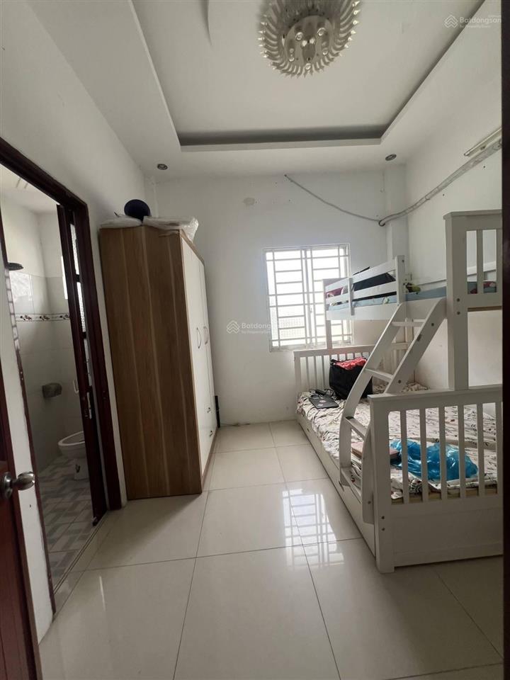 1,4 tỷ  nhà 5x24= 120m2 nguyễn văn khạ, sổ riêng