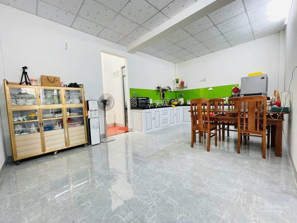Nhà kiên cố, cao ráo, 5x26 131m2, hồ văn tắng, 900 triệu, hỗ trợ vay 3 bên, sổ hồng riêng