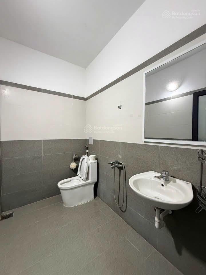 Ngay cầu vượt củ chi! bán gấp nhà 9x31m 298m2 1 sẹc tỉnh lộ 8, chỉ 980 triệu, sổ hồng riêng