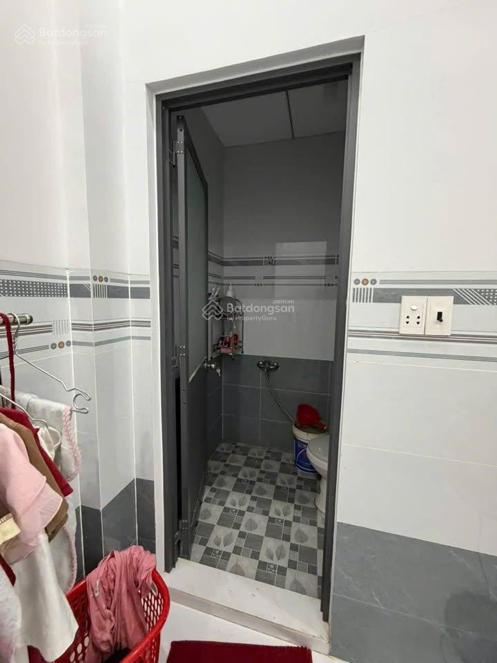 Bán nhà tại đường nguyễn văn khạ, 5x26 130m2, 2pn, kiên cố, chỉ 1,65 tỷ, sổ hồng riêng