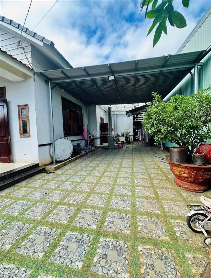 Bán nhanh gọn nhà rộng 15x33m, 500m2, 2pn, sân vườn rộng, hồ văn tắng, sổ riêng