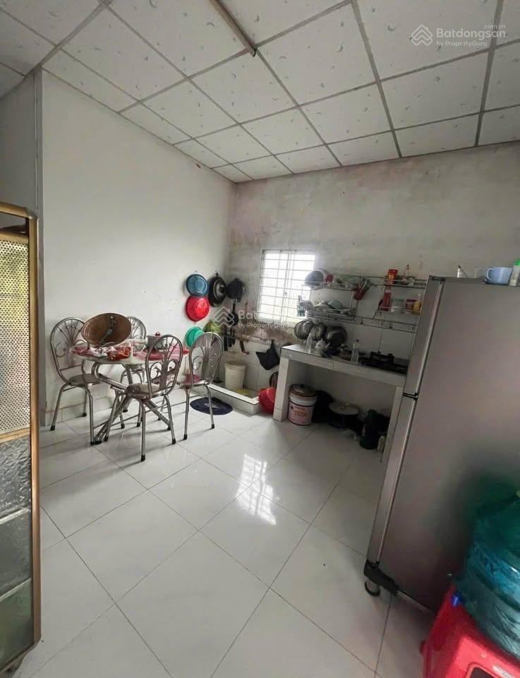 Tân phú trung, nhà cũ 5x26 131,3m2, đường xe tải, giá 950 triệu, sổ hồng riêng