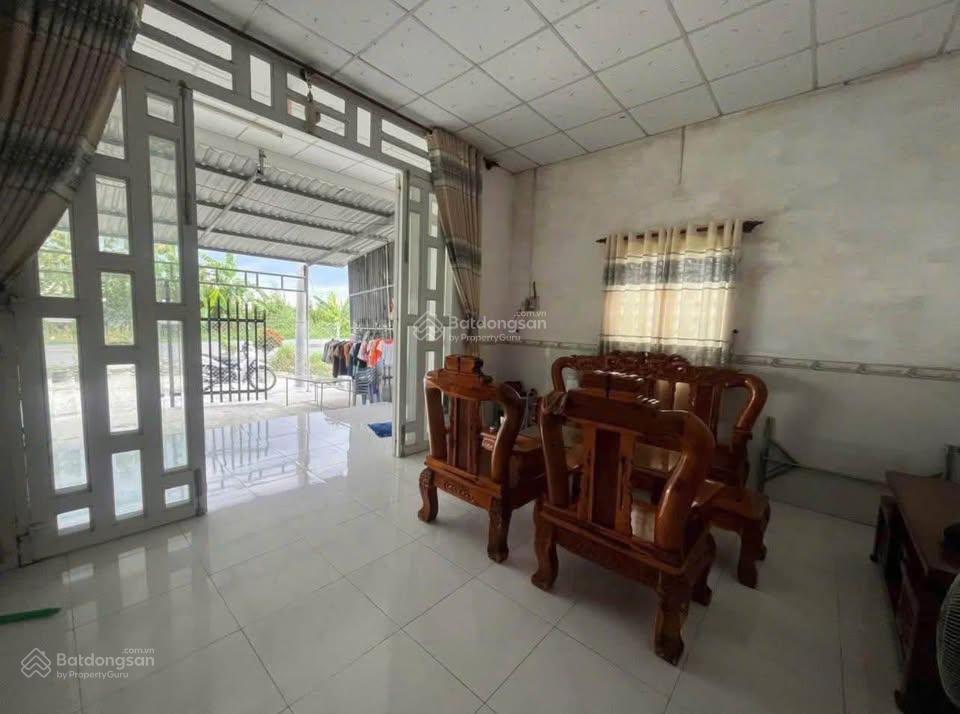 Tân phú trung, nhà cũ 5x26 131,3m2, đường xe tải, giá 950 triệu, sổ hồng riêng