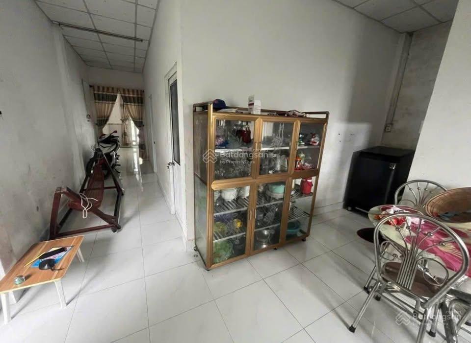 Tân phú trung, nhà cũ 5x26 131,3m2, đường xe tải, giá 950 triệu, sổ hồng riêng