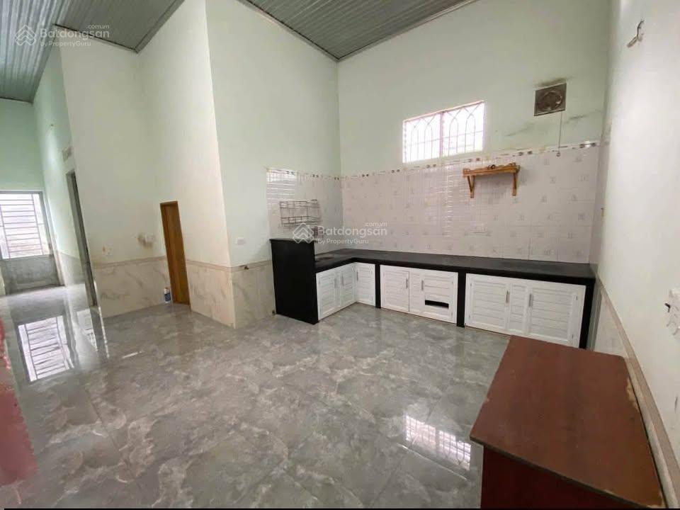 Kcn tân phú trung, nhà cấp 4 129m2 (5x26), chỉ 950 triệu, sổ riêng, đường nhựa xe tải tránh nhau