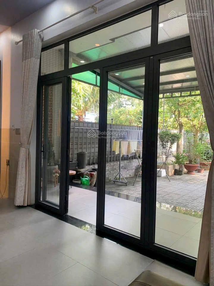 Sát bv xuyên á, nhà sân vườn 500m2 (16x31), 1,28 tỷ, rộng rãi, thoáng mát, sổ riêng