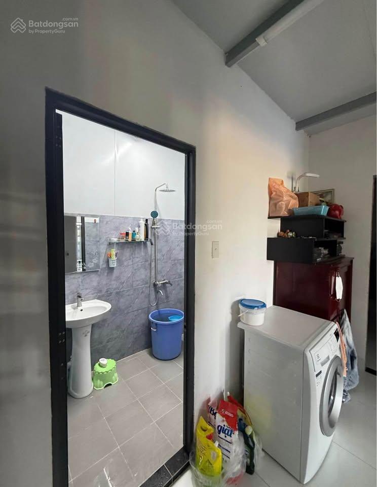 Kế bên vinhomes hóc môn, bán nhà sân vườn 600m2 (12x49m), 1,1 tỷ, sổ hồng riêng