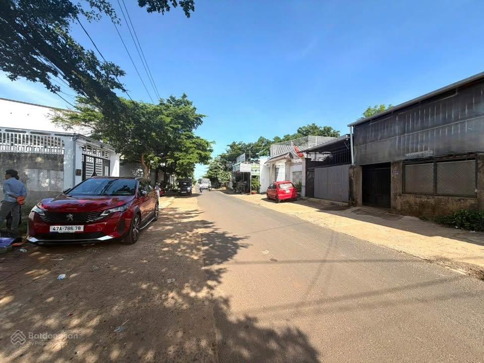 Kcn tây bắc, nguyễn thị rành, đất full thổ cư, 130m2 (5x26), 900 triệu, sổ riêng, xây tự do