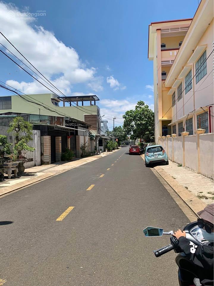 1,45 tỷ  đất kế bên vinhomes hóc môn cho anh chị đầu tư 90m2, 1/dương công khi, sổ hồng riêng