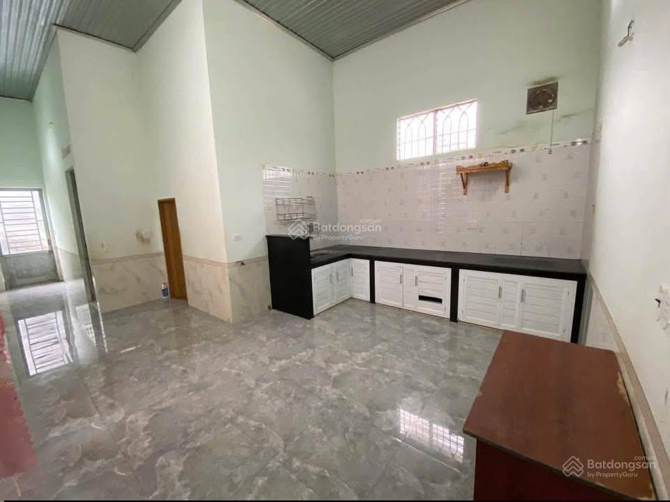 Chỉ 960 triệu  nhà kế bên vinhomes hóc môn 100m2 hồ văn tắng, sổ hồng riêng