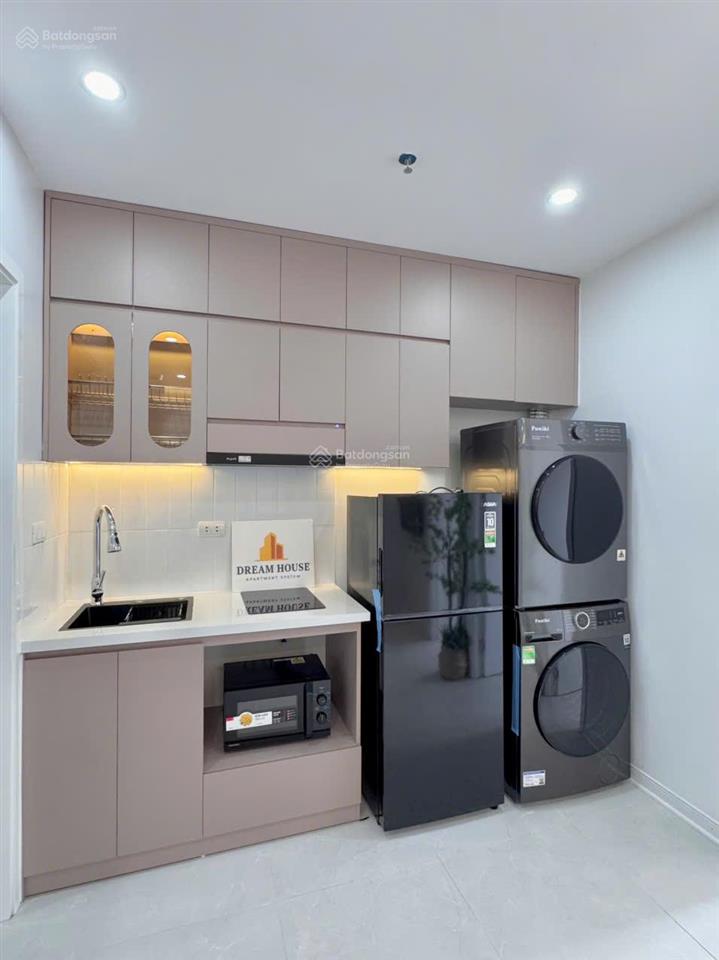 2n1k hàng hiếm cầu giấy mặt đường ô tô đỗ cửa, full nt giặt sấy riêng, nhận khách nước ngoài, pet