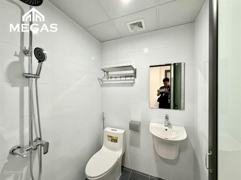 Studio siêu rộng ban công ô tô đỗ cửa, full nội thất giặt phơi riêng, nhận khách nc ngoài, nhận pet