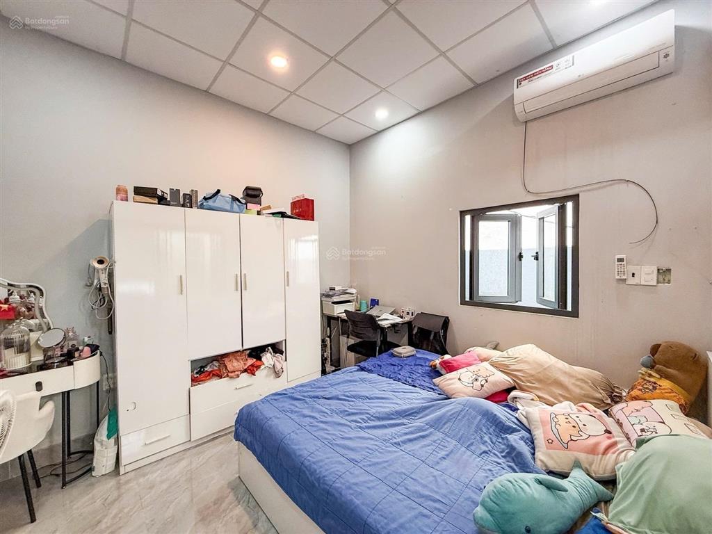 Ngon  gần đại học ngoại thương ~50m²  2 tầng giá đầu tư